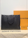 LOUIS VUITTON ブラックモノグラムアンプラントオンザゴートートバッグ 79649260 [P]
