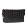 SAINT LAURENT (YSL) 440222 ブラック シェブロン キルティング マトラッセ モノグラム クラッチ 80557766 [P]