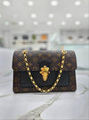 LOUIS VUITTON ビクトワ モノグラム ショルダーバッグ M41730 91127794 [P]