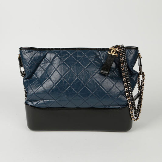 CHANEL A93825 ガブリエル ラージ ホーボー ショルダー兼クロスバッグ 91410409