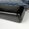 CHANEL ネイビーカフスキンホーボーショルダーバッグ 91410409 [P]