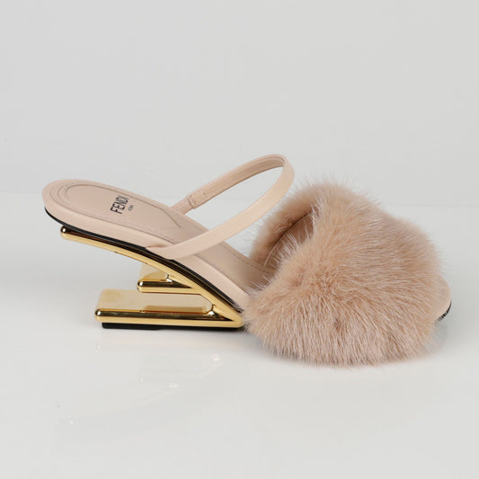 FENDI Hochhackige Sandalen aus Mink mit 35 Größe 91435827