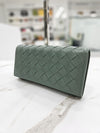 BOTTEGA VENETA ラージイントレチャートフラップ財布 742936VCPP3 3198 99025372 [P]