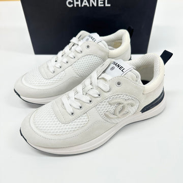 CHANEL Damen Sneaker Tennis mit CC-Logo Weiß G38800 101632086
