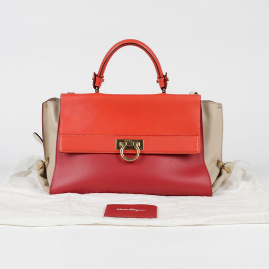 SALVATORE FERRAGAMO ソフィアトートバッグ D543 105401898