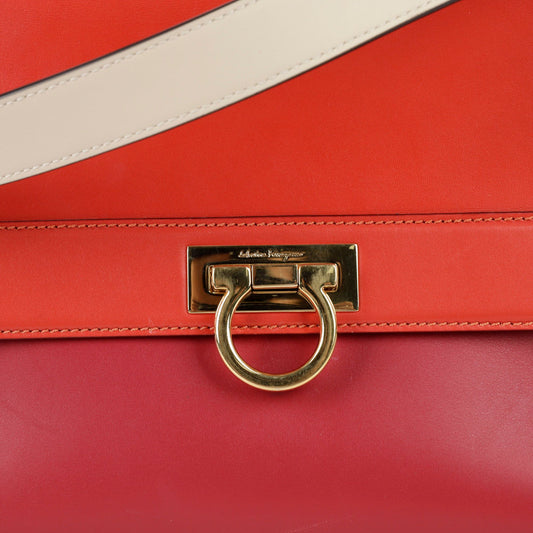 SALVATORE FERRAGAMO ソフィアトートバッグ D543 105401898