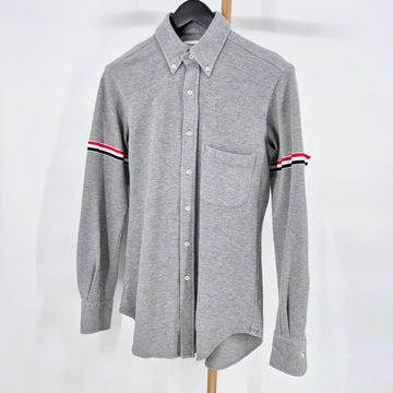 THOM BROWNE スリーストライプ アームバンド PK シャツ グレー 118613875