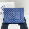 CHANEL Caviar Chevron New Medium Clutch 118939504 [P]