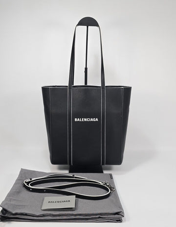 BALENCIAGA Everyday XS Leder Tote Bag 119138951