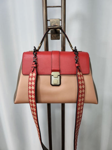 BOTTEGA VENETA Nappa Piazza Top Handle Schultertasche Medium 119202239