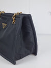 PRADA Re-Nylon gepolsterte Schultertasche mit Kette Tote Bag 119443754 [P]