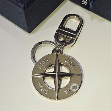 DIOR キーホルダー メンズ Xストーンアイランド チャーム 2ESKH418ECD 119503769