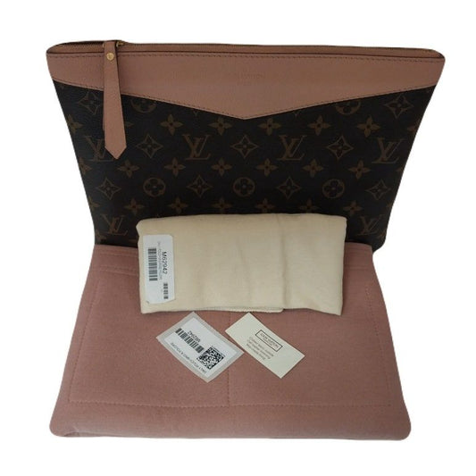 Louis Vuitton Monogram Canvas Daily Pouch Rose Powder Women Pink Clutch Bag M62942 119808498