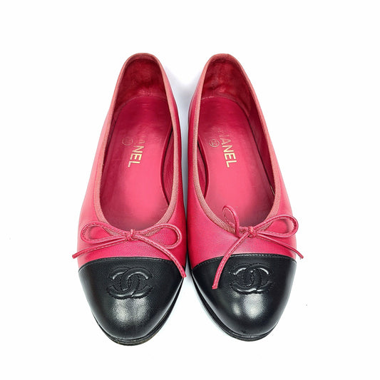 CHANEL Ballerina aus Lammleder, schwarzrot 1528 120248270