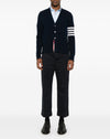 THOM BROWNE Diagonal Holiday Hector Nussknacker Wollcardigan MKC567A Y1029 415 121051626 [P]