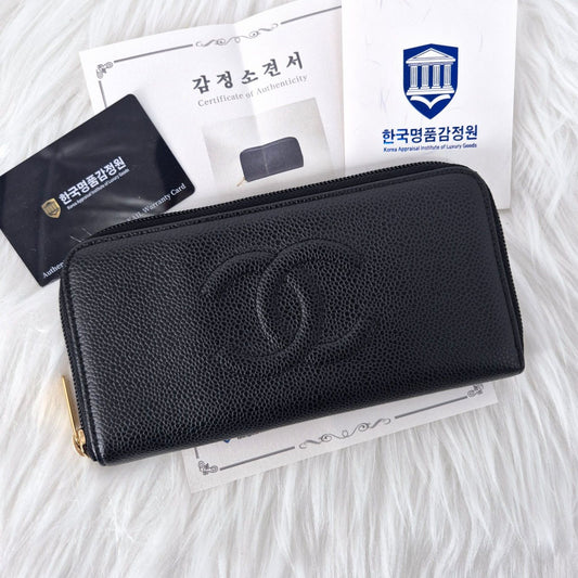 CHANEL Caviar Zip Around Long Wallet Black 121141524