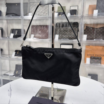 PRADA トライアングルロゴ ナイロン 女性 ミニショルダーバッグ ブラック (1NI545) 121600102