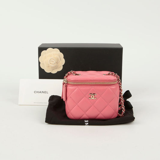 CHANEL ベニティ ミニ コスモティック チェーンクロスバッグ AP1340 121712842