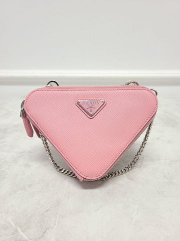 PRADA ピンク サフィアーノ トライアングル レザー クロスバッグ ミニ 122482991