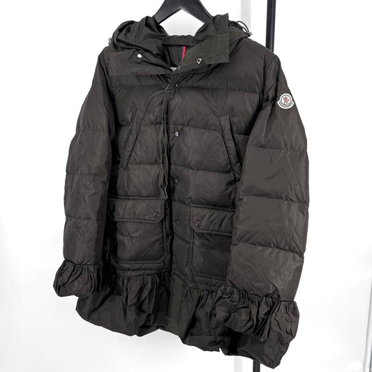 Moncler Sery Women’s Down Long Padding 122617579