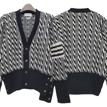 THOM BROWNE Donnigole Bicolor Kabel Cardigan mit schrägem Ärmel 4 Stripes MKC486A Y1506 415 123467293
