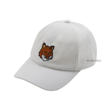 MAISON KITSUNE ボールドフォックスヘッドキャップ 123539090