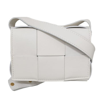 BOTTEGA VENETA ボッテガ・ヴェネタ ウィーブ インターロッキング カセットバッグ ミニ ホワイト stamp: 666688 VMAY1 9009 123768633