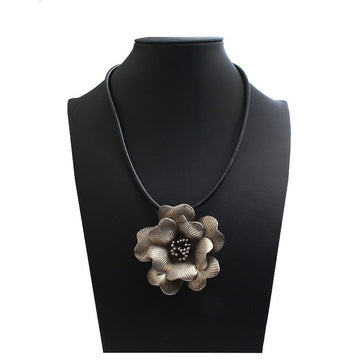 Other Brand 925 Silver Peony Pendant Necklace 123795486