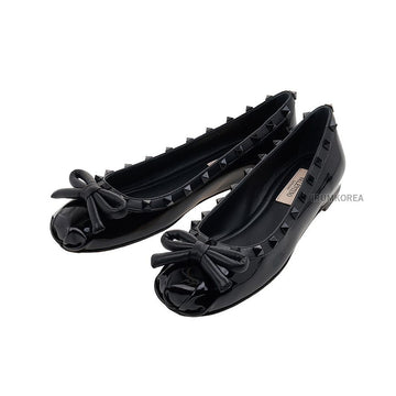 VALENTINO 女性 ラックスタッド フラットシューズ 124129204