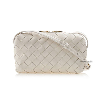 Bottega Veneta Intrecciato Crossbody Bag 124129364