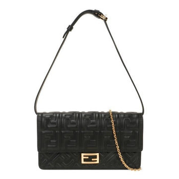 FENDI バゲットチェーン財布 77525375