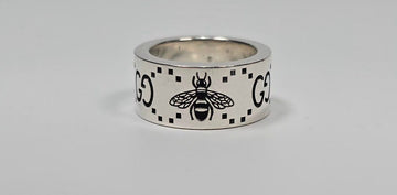 GUCCI バグ GG エングレービング ワイド シルバー リング 9号 124788740