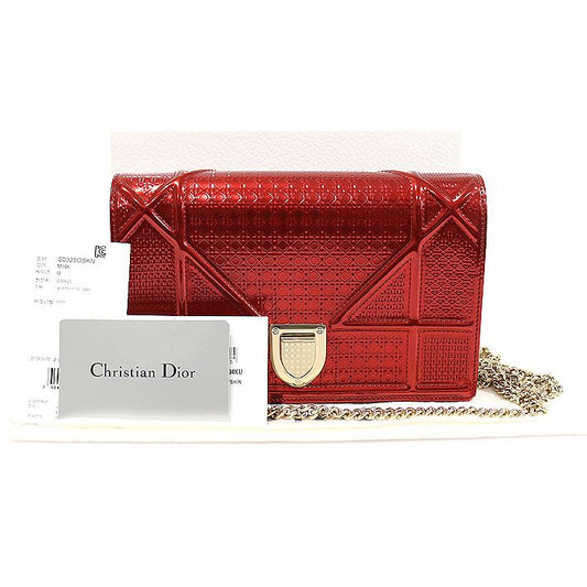 DIOR メタリックレッドペイデントAMAラマ金色チェーンWOCクラッチクロスバッグ S0328OSKN 125070834
