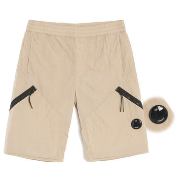 CP COMPANY レンズ ワッペン ナイロン ジッパー ハーフ パンツ 14CMBE232A 005904G 330 159479078 [P]