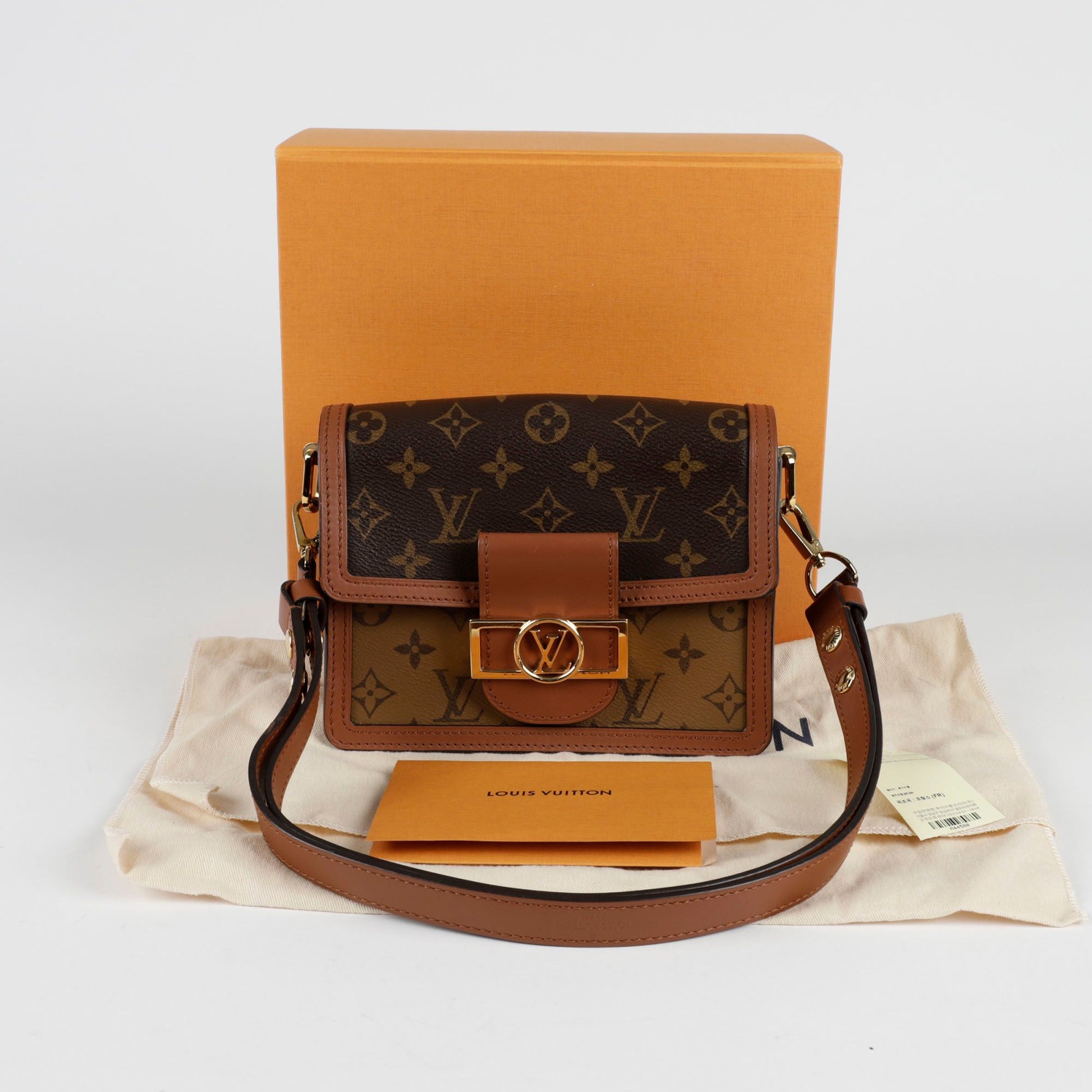 Louis Vuitton Dauphine Mini Shoulder Crossbody Bag M44580 125856238
