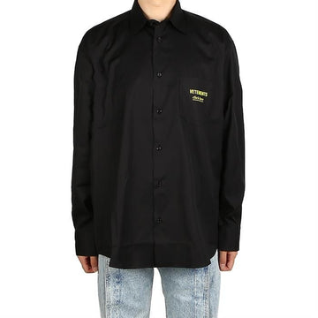 vetements UA53SH300B 1001 BLACK Click Here Logo Shirt 64554014