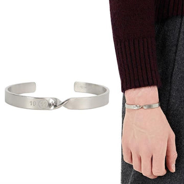 MAISON MARGIELA Twist Number Cuff 67121660