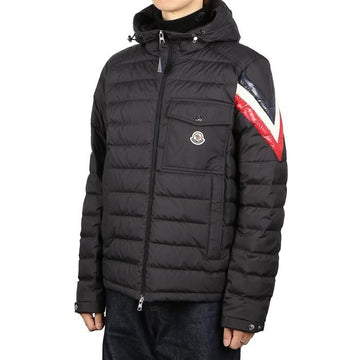 Moncler BERARD Short Down Jacket 1A00012 54A81 999 67826689