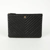 CHANEL Caviar Classic New Medium Clutch A82545 125781440 [P]