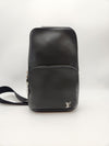 LOUIS VUITTON Taiga Avenue Slingback Schwarz (M30443) 127481434 [P]