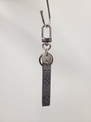Louis Vuitton Silver Monogram Slim Dragone Bag Charm Keyholder 128284130