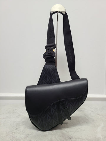DIOR Schwarze CD-Diamond-Canvas-Satteltasche 128738811