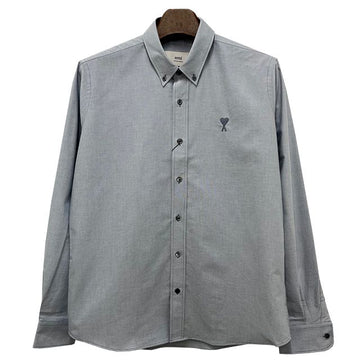 AMI ハートロゴボタンダウンコットンオックスフォードシャツブルーノート (USH060 CO0031 4502) 128847330