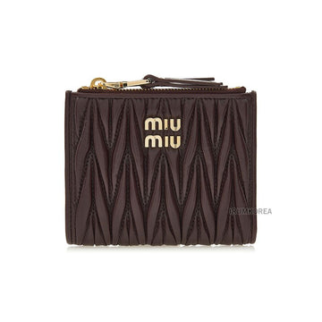 Miu Miu Matelassé Quilted Compact Wallet 128932719