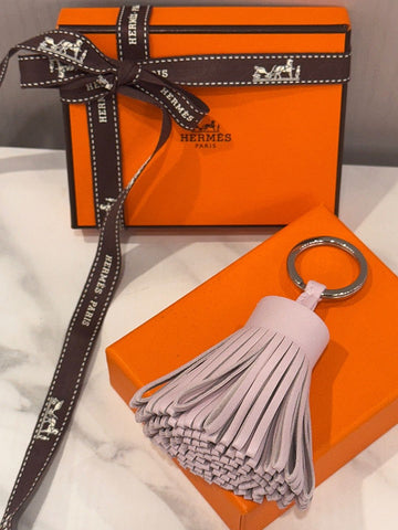 HERMES カーメン キーリング ストロベリーミルク CARMEN 129280746