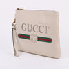 GUCCI シグニチャーロゴミディアムストラップクラッチバッグ 572770 129727114 [P]