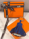 HERMES Carmen Schlüsselanhänger Blau Braun Mint 129851203 [P]