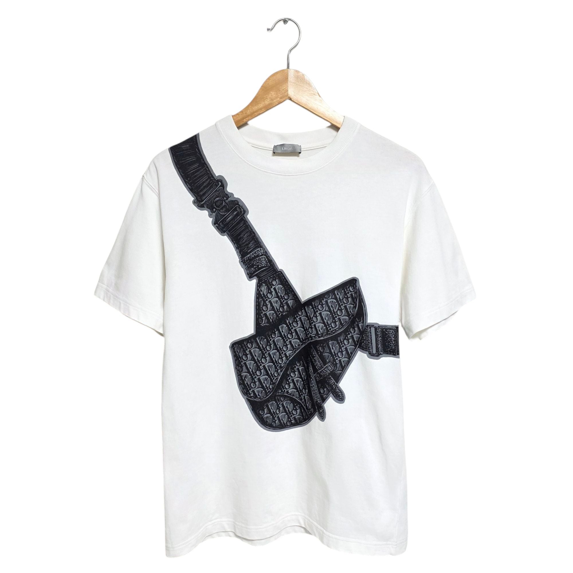 UNION ISSUE №17 15 & DIOR magazine ユニオン Saddle Bag with Strap Blue and White Book Cover Embroidery | DIOR