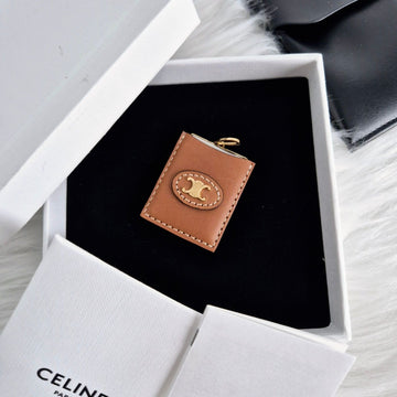 CELINE レザーミラーペンダントチャーム (46T393BBR) 129880096