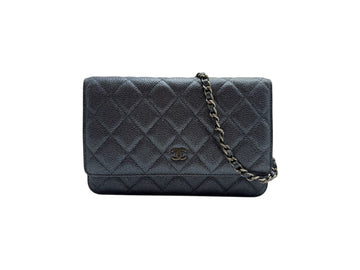 CHANEL キャビア WOCチェンジ財布 メタリックブルー 20番 130844724
